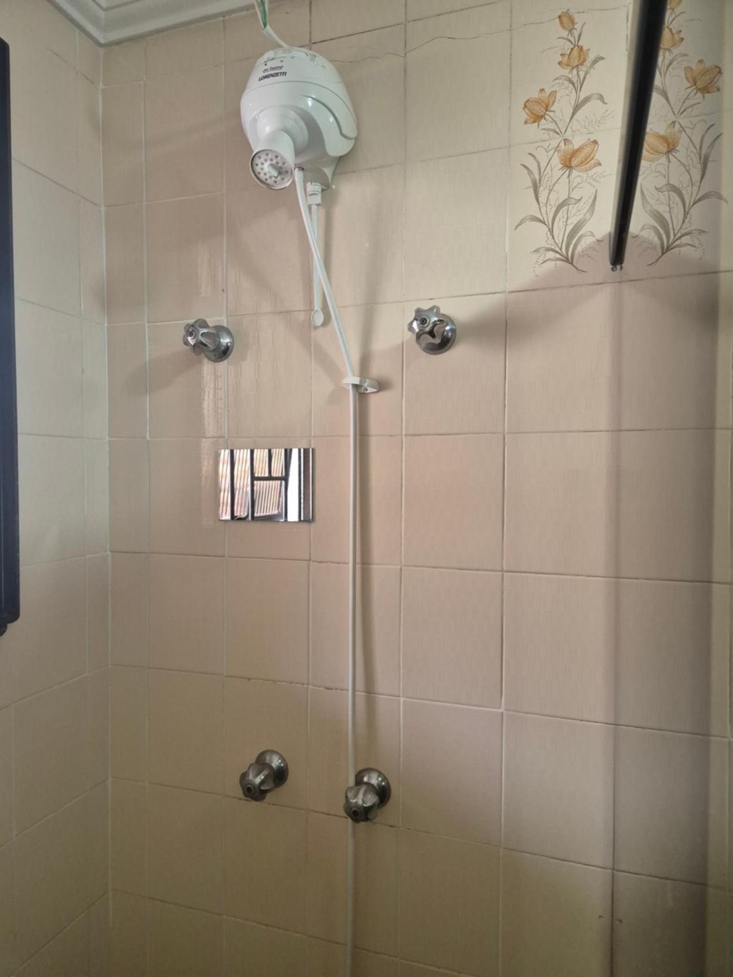 Apartamento Espacoso Na Serra, 3 Quartos E 1 Vaga De Garagem - Centro Serra Negra  Exterior foto
